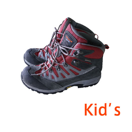 子供向け登山靴  Mountain climbing shoes for kids